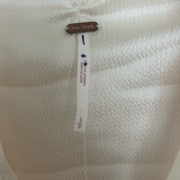 Free People Cream Wrap Long Sleeve Front Tie Blouse Small - Picture 3 of 5